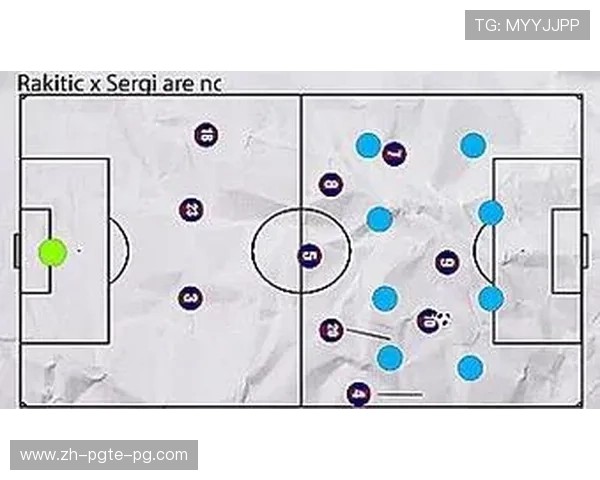 隐形指挥官:前腰球员的无球跑动与战术牵引力研究